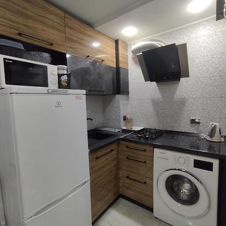 Lux Apartment In City Center Кременчук Екстер'єр фото