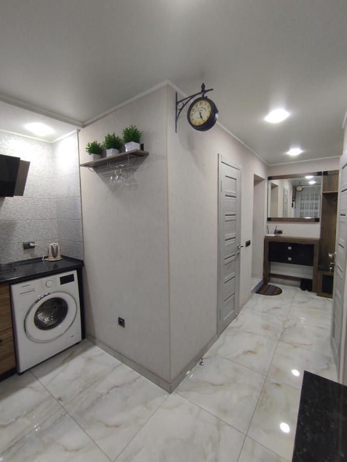 Lux Apartment In City Center Кременчук Екстер'єр фото