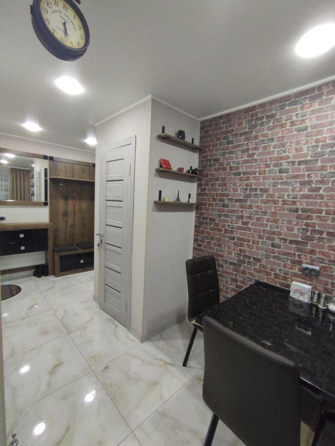 Lux Apartment In City Center Кременчук Екстер'єр фото