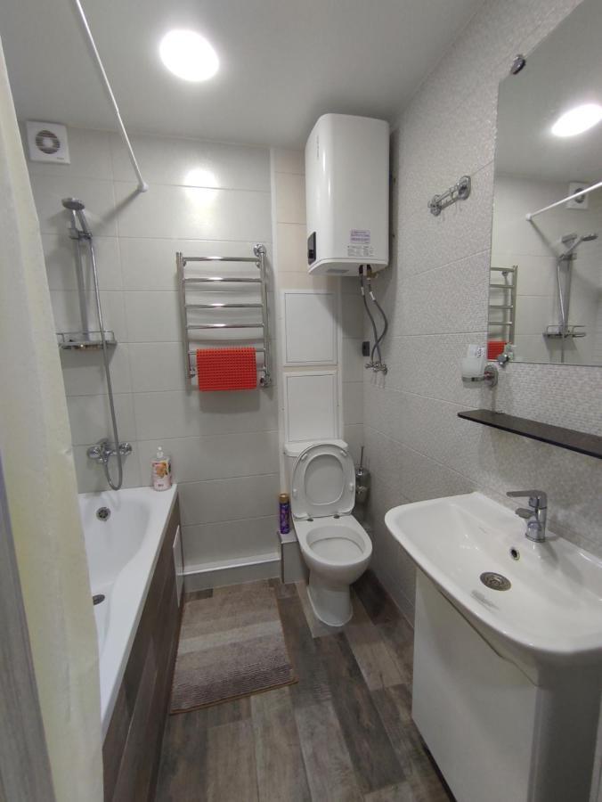 Lux Apartment In City Center Кременчук Екстер'єр фото