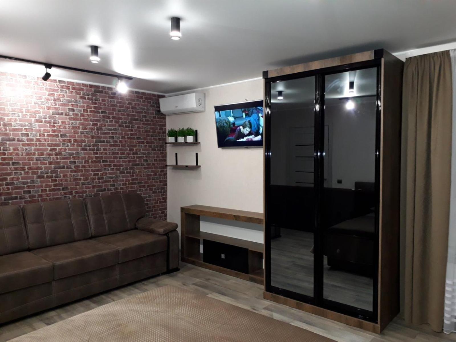 Lux Apartment In City Center Кременчук Екстер'єр фото